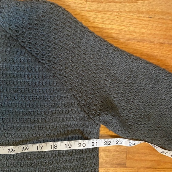 A new day gray cardigan crochet sweater size medium #043 - Picture 4 of 6